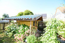 Gartenhaus Gem�tliches Einfamilienhaus mit Hof und gro�z�gigem Garten in guter Lage !