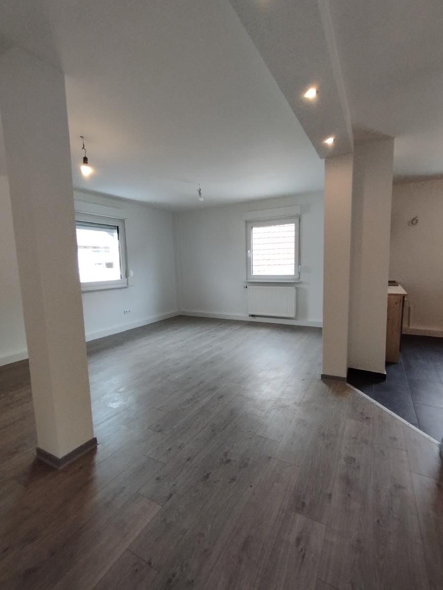 OG Wohnzimmer Etagenwohnung Otzberg