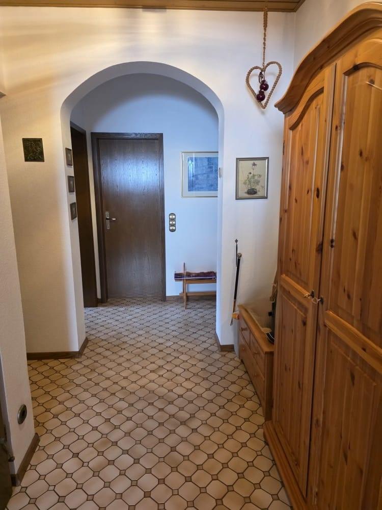 Eingangsbereich Dachgeschosswohnung Alsbach-H�hnlein