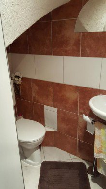 WC Hier k�nnen Sie direkt einziehen...Gepflegte Doppelhaush�lfte im Herzen von Erbach