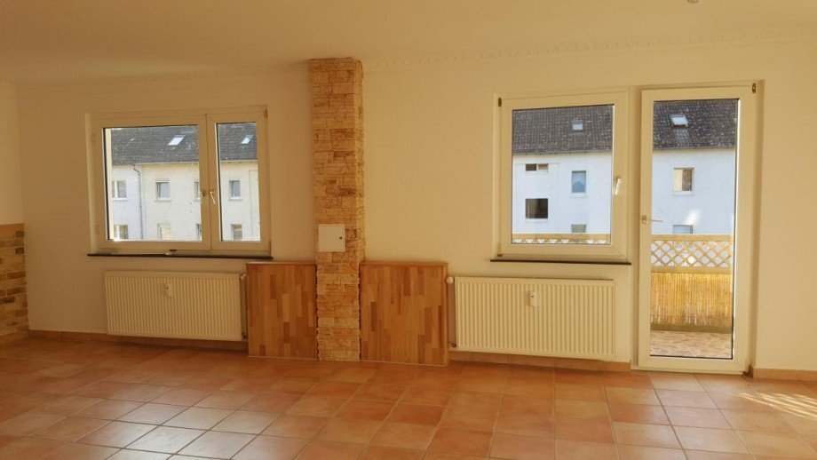 Zugang Balkon Etagenwohnung Gro�-Zimmern