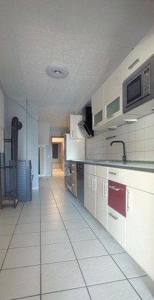 K�che Erdgeschosswohnung mit Terrasse, Gr�nfl�che und 2 Parkpl�tzen