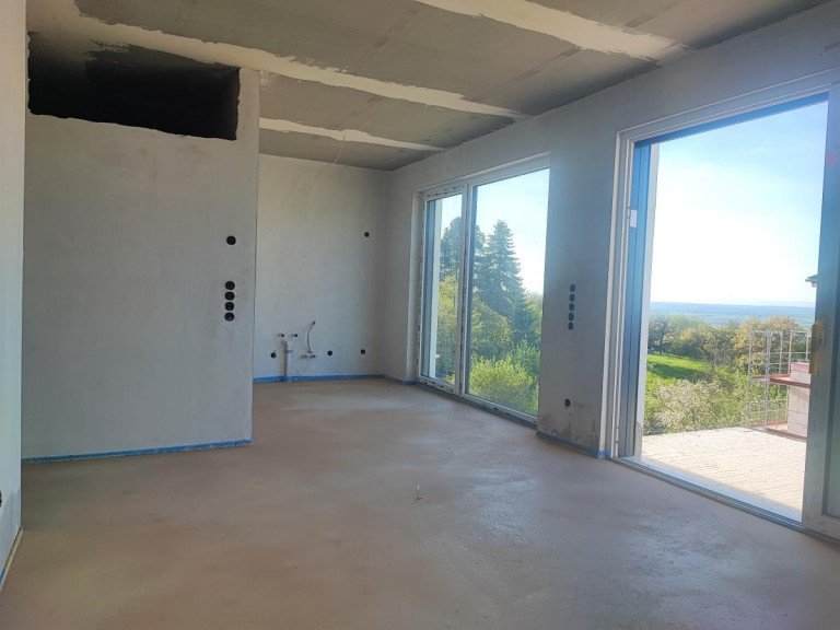 Wohnbereich Otzberg Erdgeschosswohnung Moderne 3,5 Zimmerwohnung mit Balkon