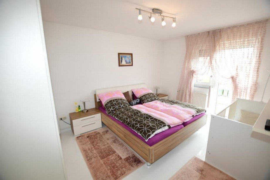 Zimmer 1.OG Doppelhaush�lfte Gro�-Umstadt