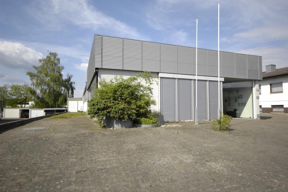 Frontansicht Halle Ro�dorf