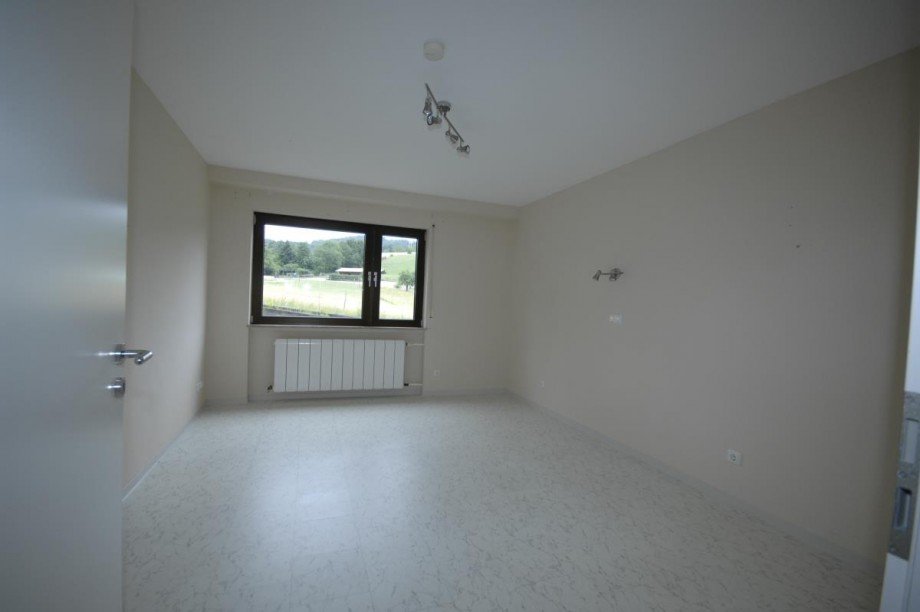 Zimmer UG Zweifamilienhaus Reichelsheim