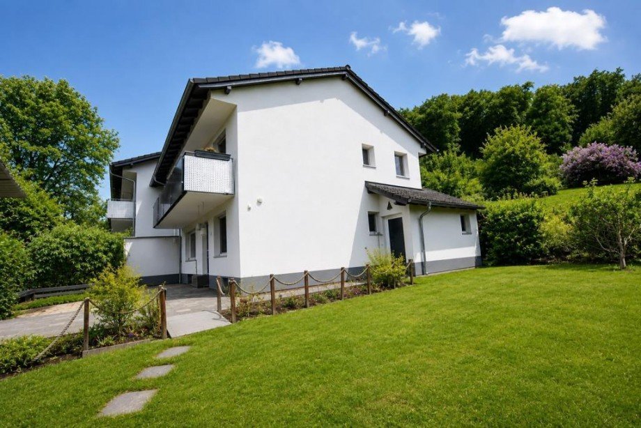 Au�enansicht Nr.1 Zweifamilienhaus Bad K�nig