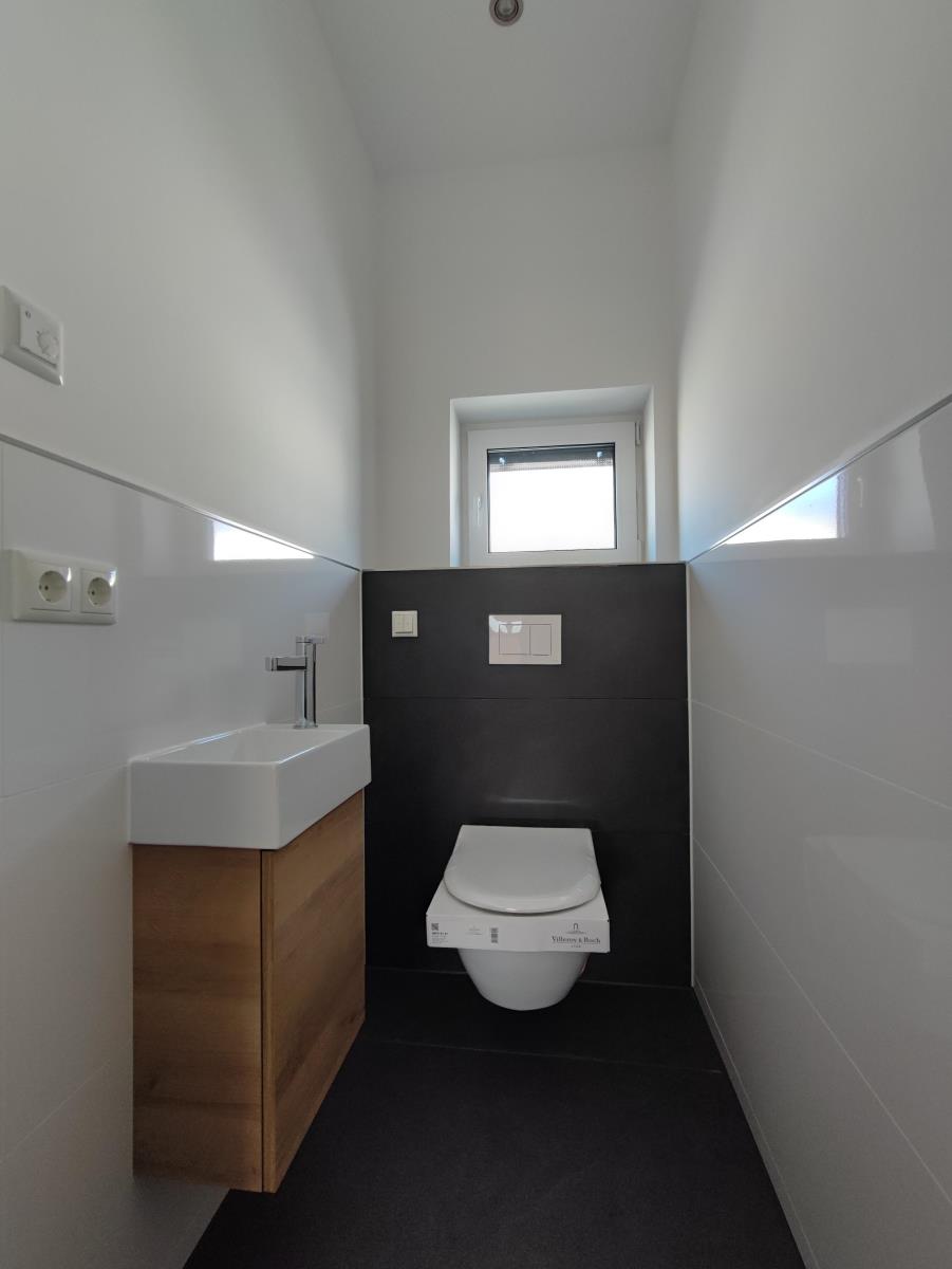 G�ste-WC Penthousewohnung Fischbachtal| Niedernhausen